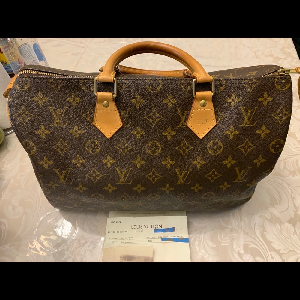 Louis Vuitton Speedy 35 Authentic - Used